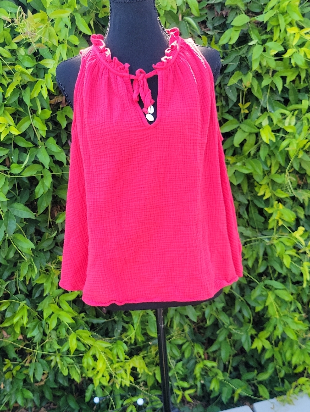 Sleeveless 100% Cotton Shell Tie-Neck Flowy Tank Top in Bright Deep Pink
